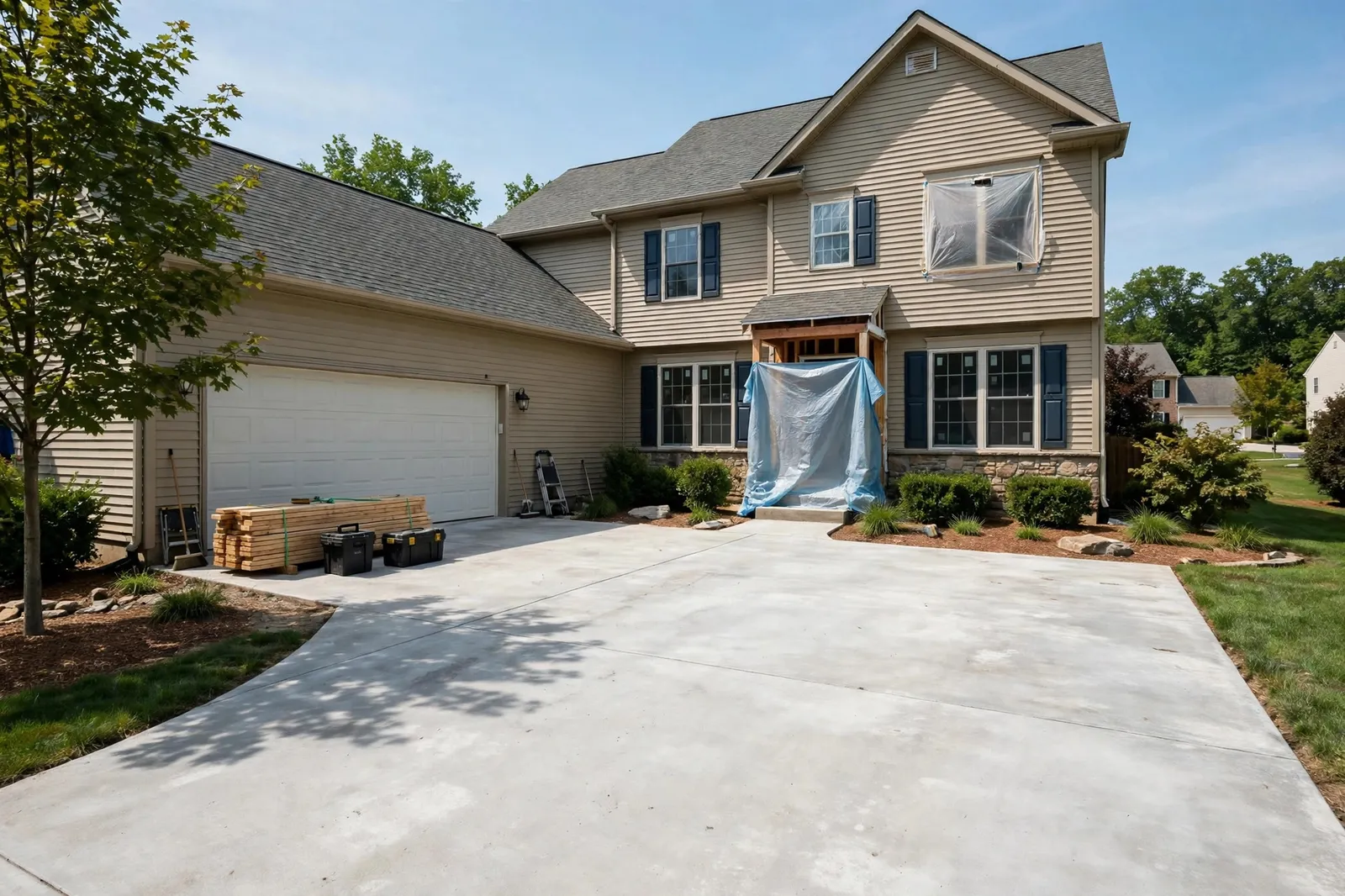 Construction Debris Removal — Kitchen and Bath Remodel Debris in Wakefield by Waldorf Junk Removal Company