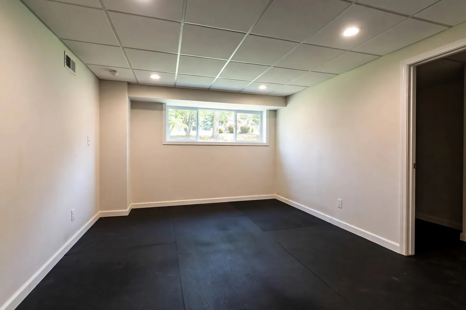 Exercise Equipment Removal — Basement Gym Removal in White Plains by Waldorf Junk Removal Company
