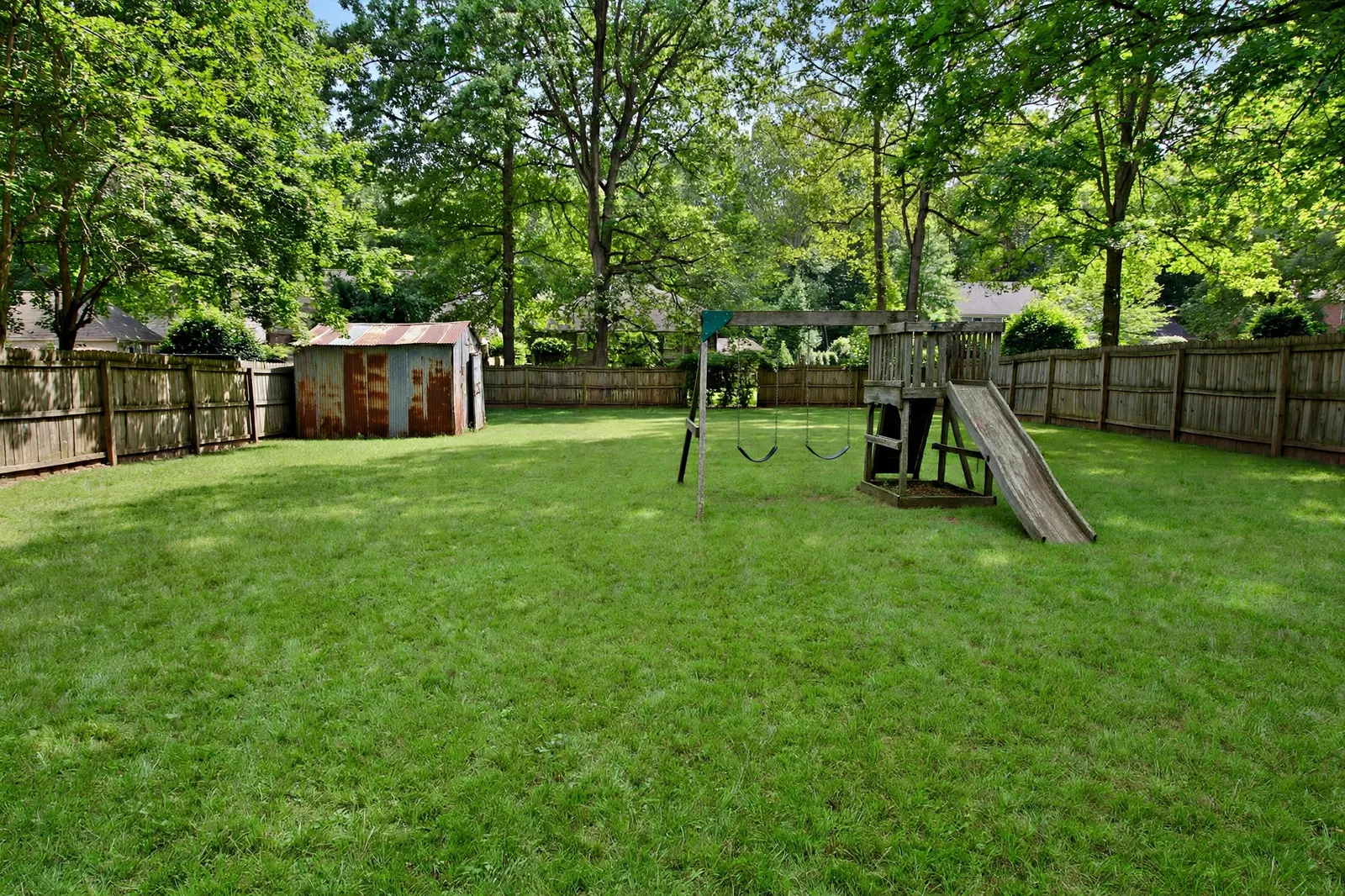 Before photo, Metal Shed and Playset Removal in Pinefield, by Waldorf Junk Removal Company